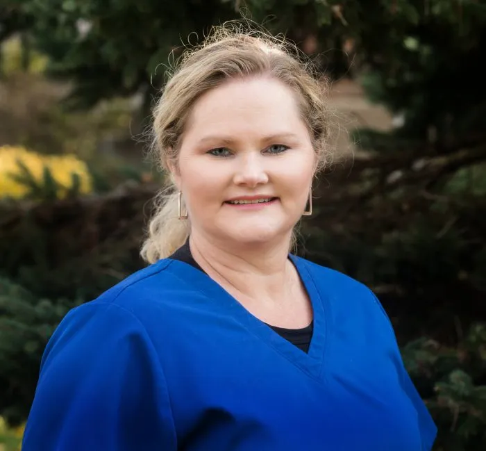 Linda, LDA, Dental Assistant